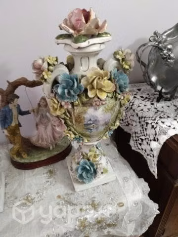 Jarrones Isabelinos de Porcelana