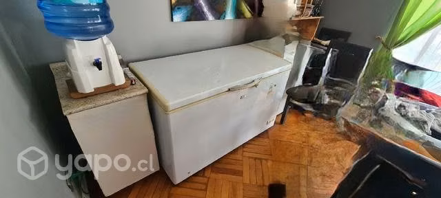 Congelador grande Marca Fensa