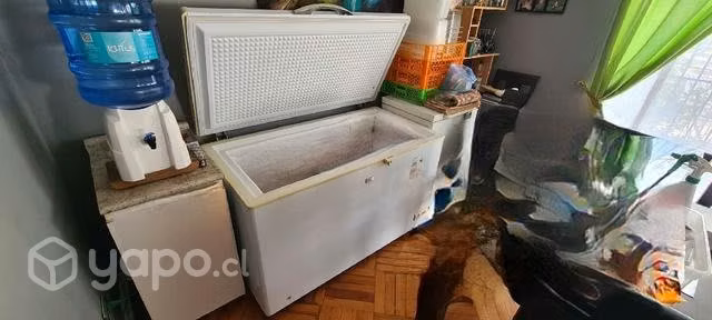 Congelador grande Marca Fensa