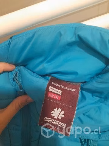parca unisex con poco uso - Imagen 3