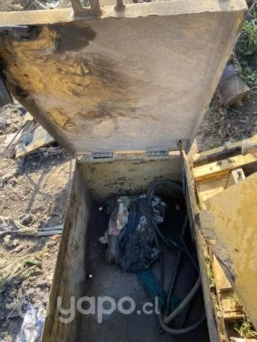 Puertas latas y capot de Excavadora 320 - Imagen 3