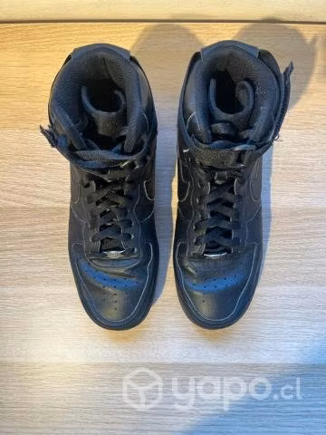 Nike Air Force 1 High Negras