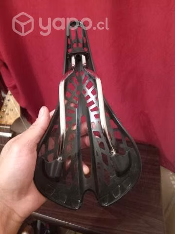 Asiento bicicleta ultraliviano marca Vertu