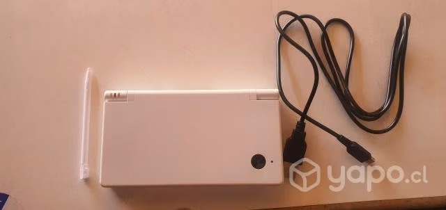 Nintendo DSi impecable desbloqueada