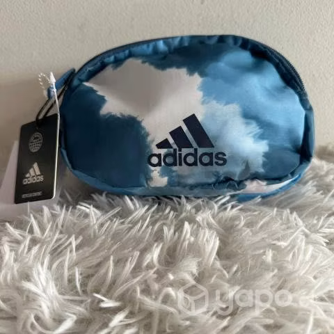 Banano Adidas