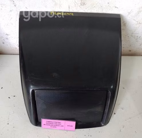 Consola Central Sup Tablero (MLA2044) Mitsub L200