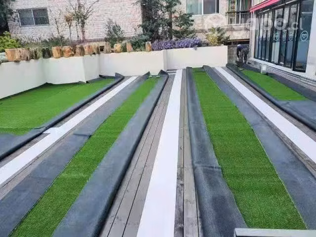 PASTO SINTETICO calidad PREMIUN 42 mm ROLLO 25 MT