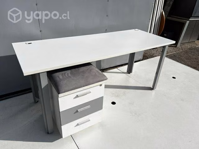 Escritorios estaciones de trabajo con cajonera