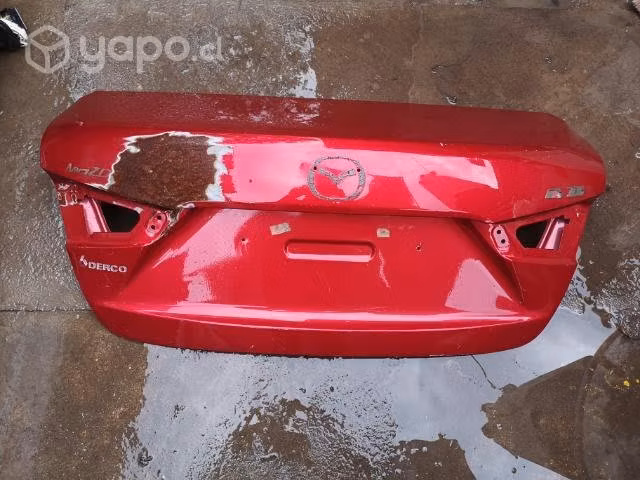Tapa maleta mazda 3