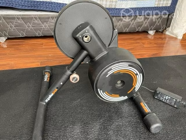 Rodillo Smart Xplova Noza S con piñón shimano