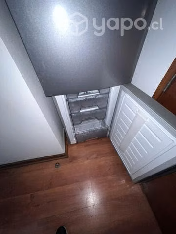 Refrigerador Midea Frío Directo Bottom Freezer 180