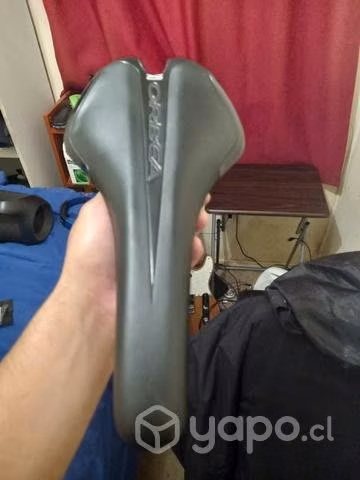 Sillin marca Orbea sin uso Full Carbono