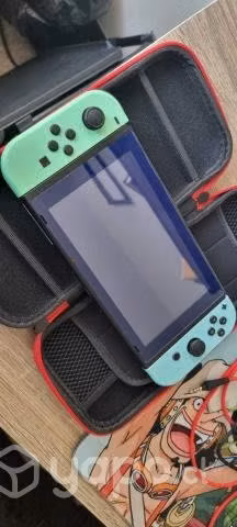 Nintendo Switch Animal Crossing Edition + juego