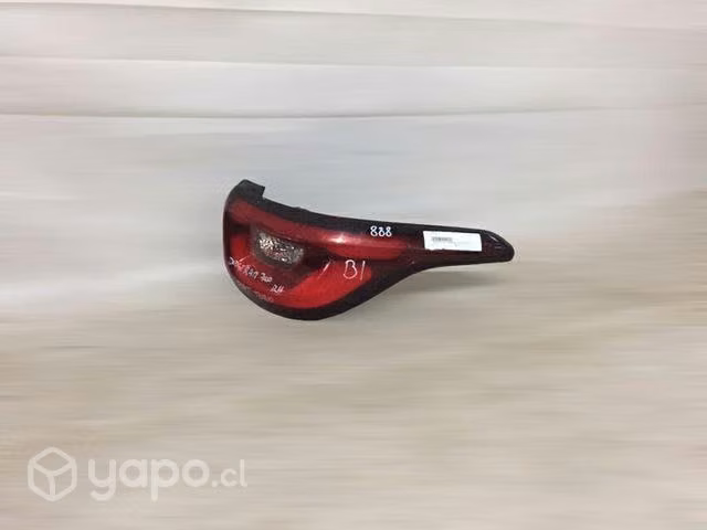 Foco trasero RH Dodge Ram 