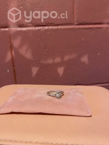 anillo de plata Pandora con circón. - Imagen 2