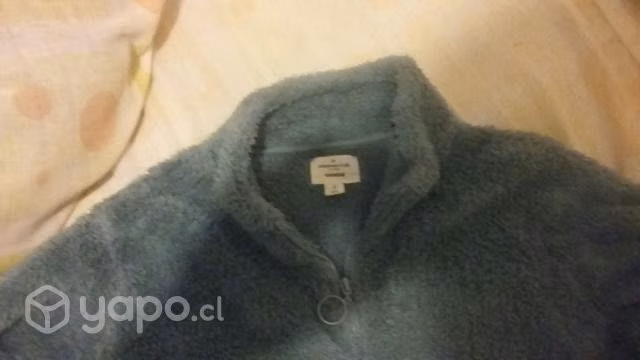 Chaleco corderito y bufanda de mujer