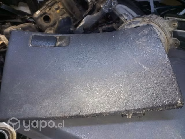 Caja guantera hyundai creta 2017