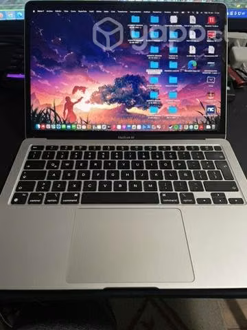 Mac book M1 2020