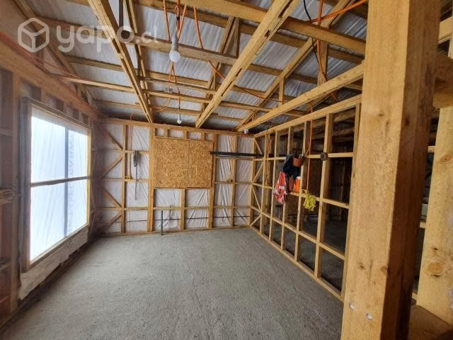 Casa nueva conversable/recibe vehículo