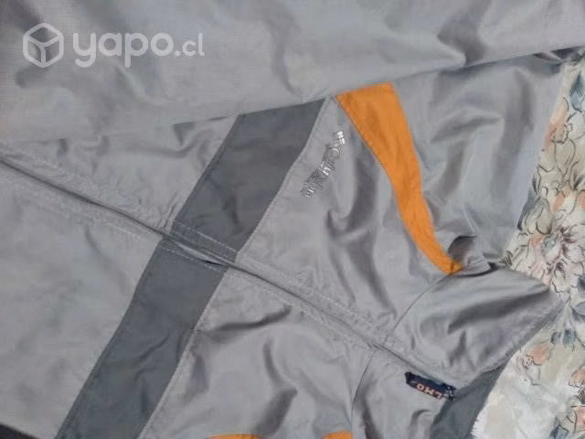 Corta viento Columbia ORIGINAL talla S - Imagen 2