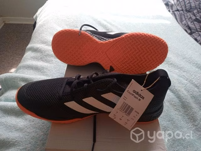 Zapatillas Adidas Courtflash M nuevas
