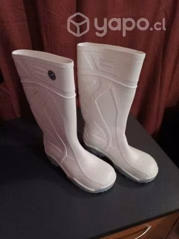 Botas blancas Medicina Veterinaria