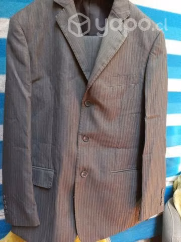 Terno marca pietrovanni nuevo de 2 piezas.talla 44