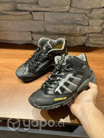 Zapatillas caterpillar talla 40 originales