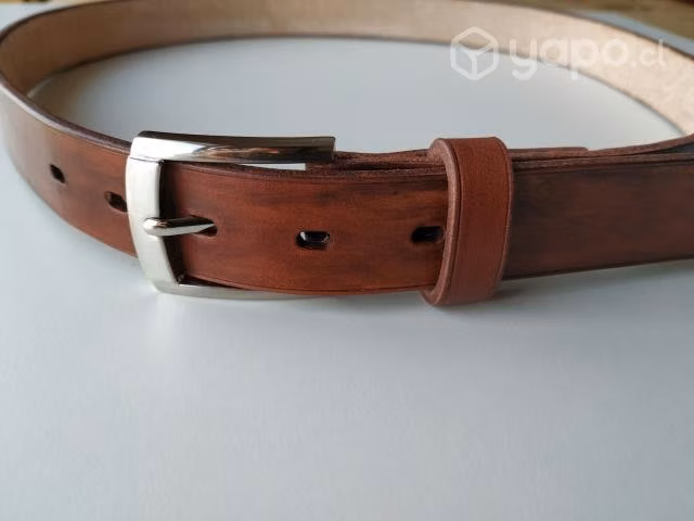 Cinturón de cuero
