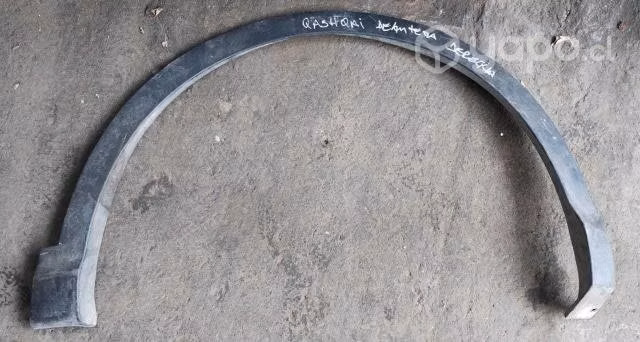 Moldura delantera derecha nissan Qashqai j11