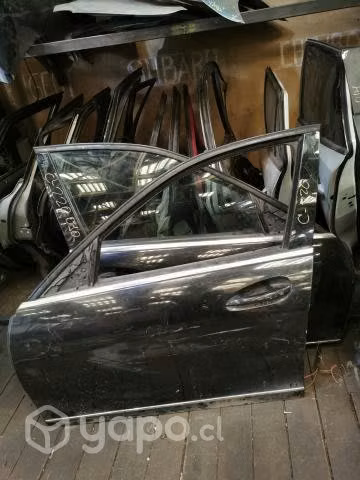 Puerta delantera LH Mercedes c220 2010 0