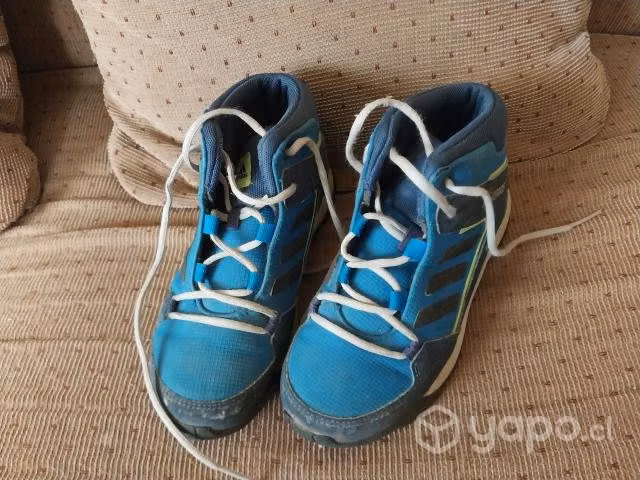 Calzado, botines adiddas terrex