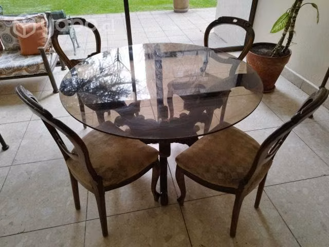 Comedor de encina antiguo