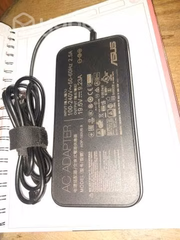 Cargador Asus 19V 9.23A