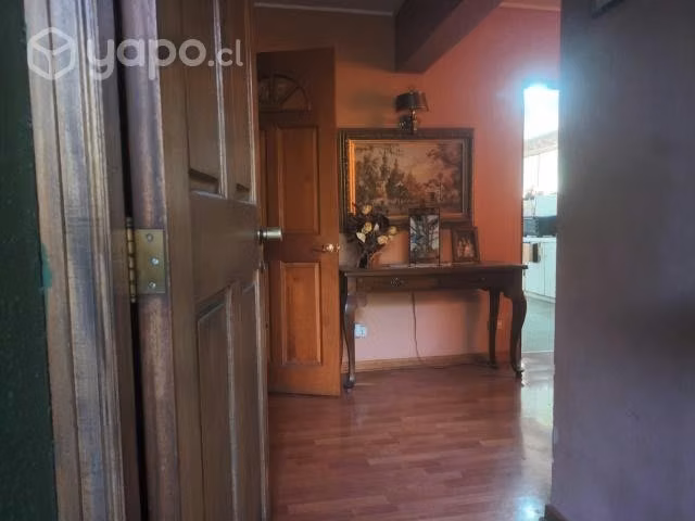 Casa 2 pisos, 4D, 3B, 493/212 m2