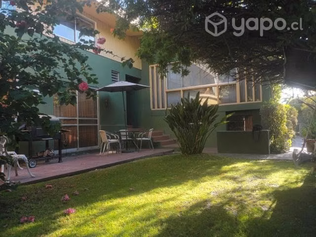 Casa 2 pisos, 4D, 3B, 493/212 m2