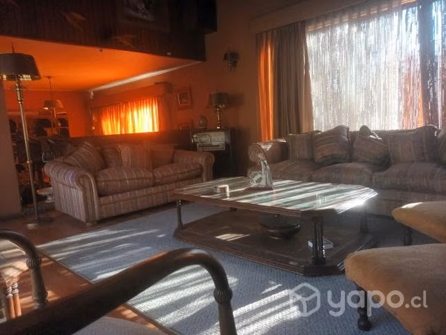 Casa 2 pisos, 4D, 3B, 493/212 m2