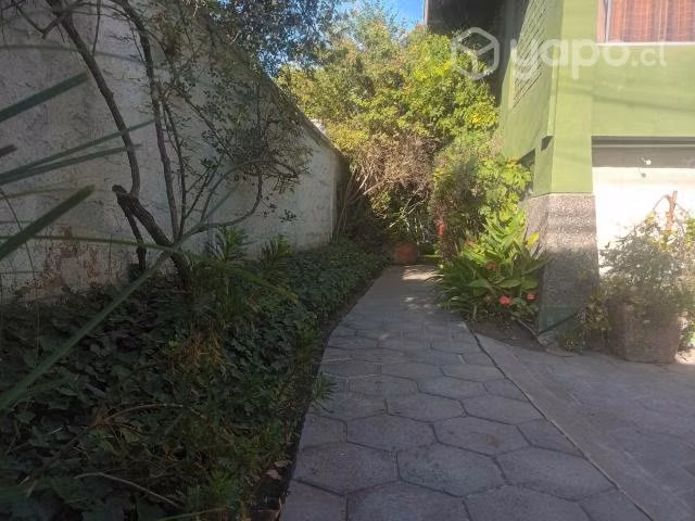 Casa 2 pisos, 4D, 3B, 493/212 m2