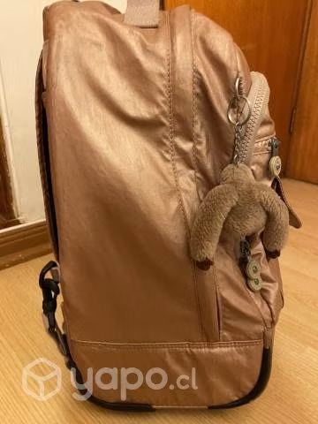 Mochila kipling usada en buen estado