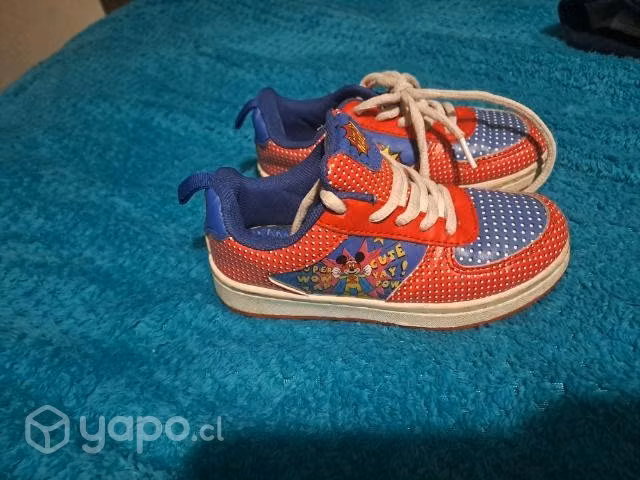 Zapatillas de mickey talla 28