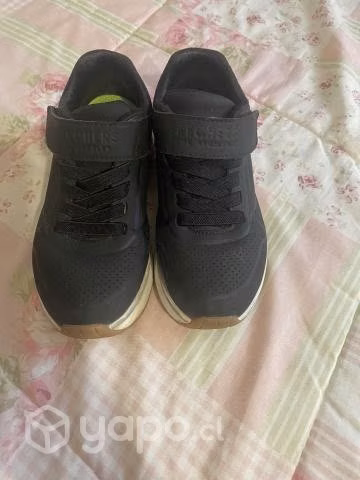 Zapatillas outdoor niña Lippi talla 29