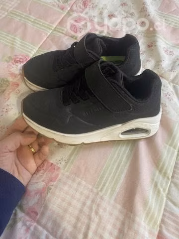 Zapatillas outdoor niña Lippi talla 29
