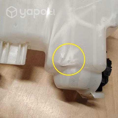 Depósito Limpiaparabrisas Mazda 