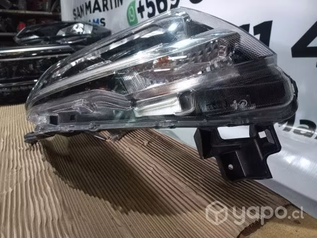 Óptico derecho Toyota Rush 2021 2023 ORIGINAL