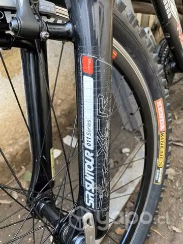 Bicicleta dh descenso rigida