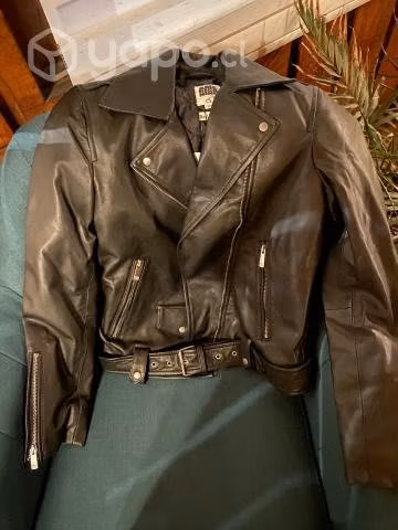 Chaqueta nueva
