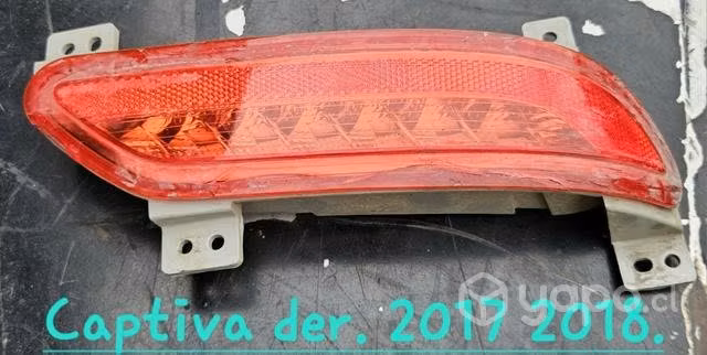 Reflectante derecho Captiva 2017 2018 detalle