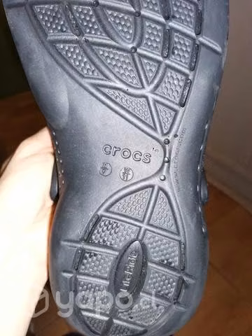 Zueco crocs lite ride 360 black, nuevos !!