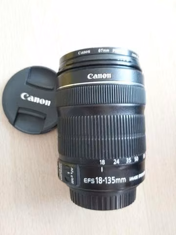 Lente Canon efs 18-135 mm, con filtro original
