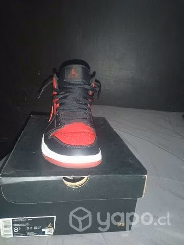 Jordan retro 1 red and black - Imagen 4